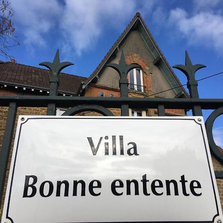 Villa Bonne Entente Donchery Exterior foto